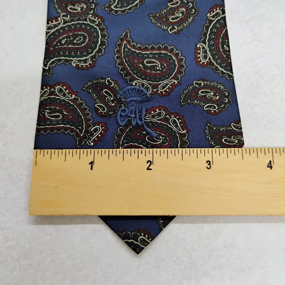 countess mara elegant necktie